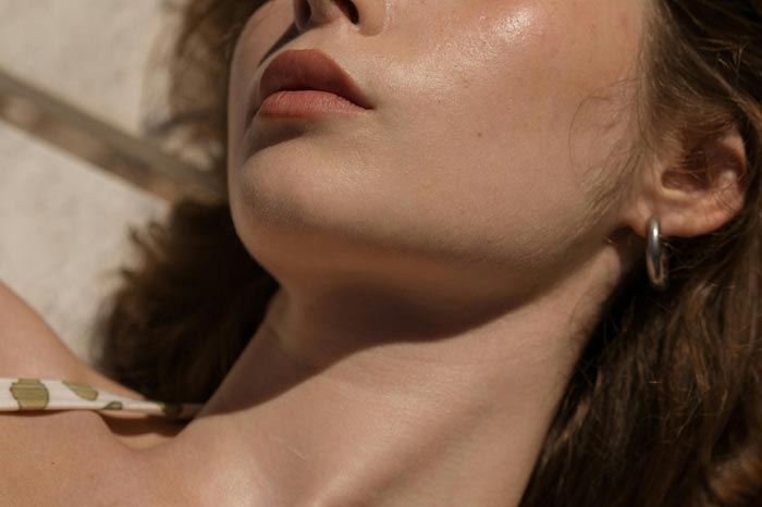 여름철 자외선으로 인한 색소침착 관리